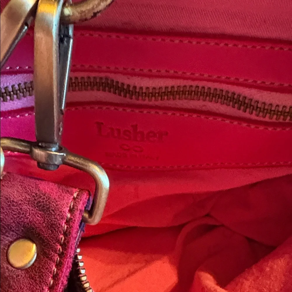 Lusher made in Italy blackened fuchsia backpack purse, great for travel. Bnnu - Picture 4 of 10
